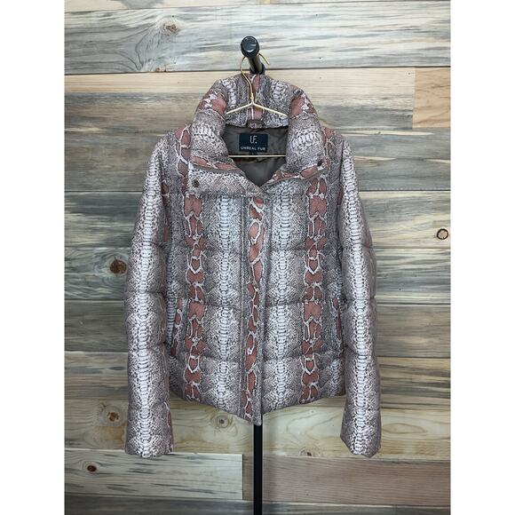 Unreal Fur NWOT Python Puffer Jacket Faux Leather Women’s L - Picture 5 of 5
